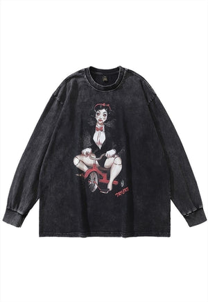 Creepy doll t-shirt vintage wash horror movie long tee grey