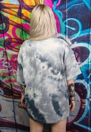 Tie-dye t-shirt heart breaker slogan tee in grey blue