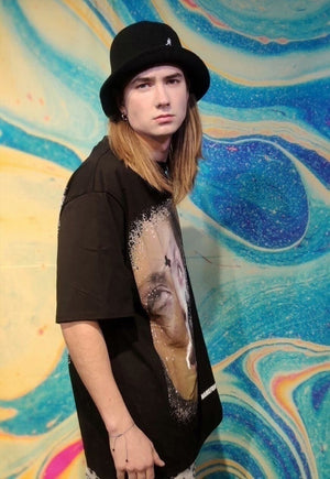 I-girl print tee distressed top paint splatter t-shirt black