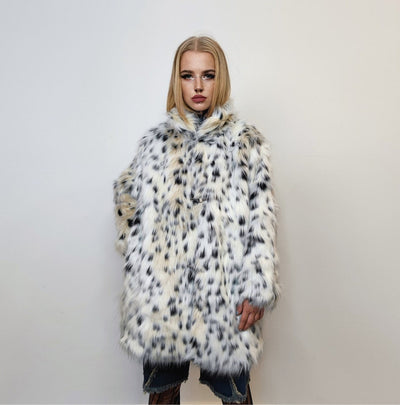 Mid length faux fur jacket fluffy spot print bomber festival leopard varsity aviator fleece coat high fashion cheetah duffle coat off white