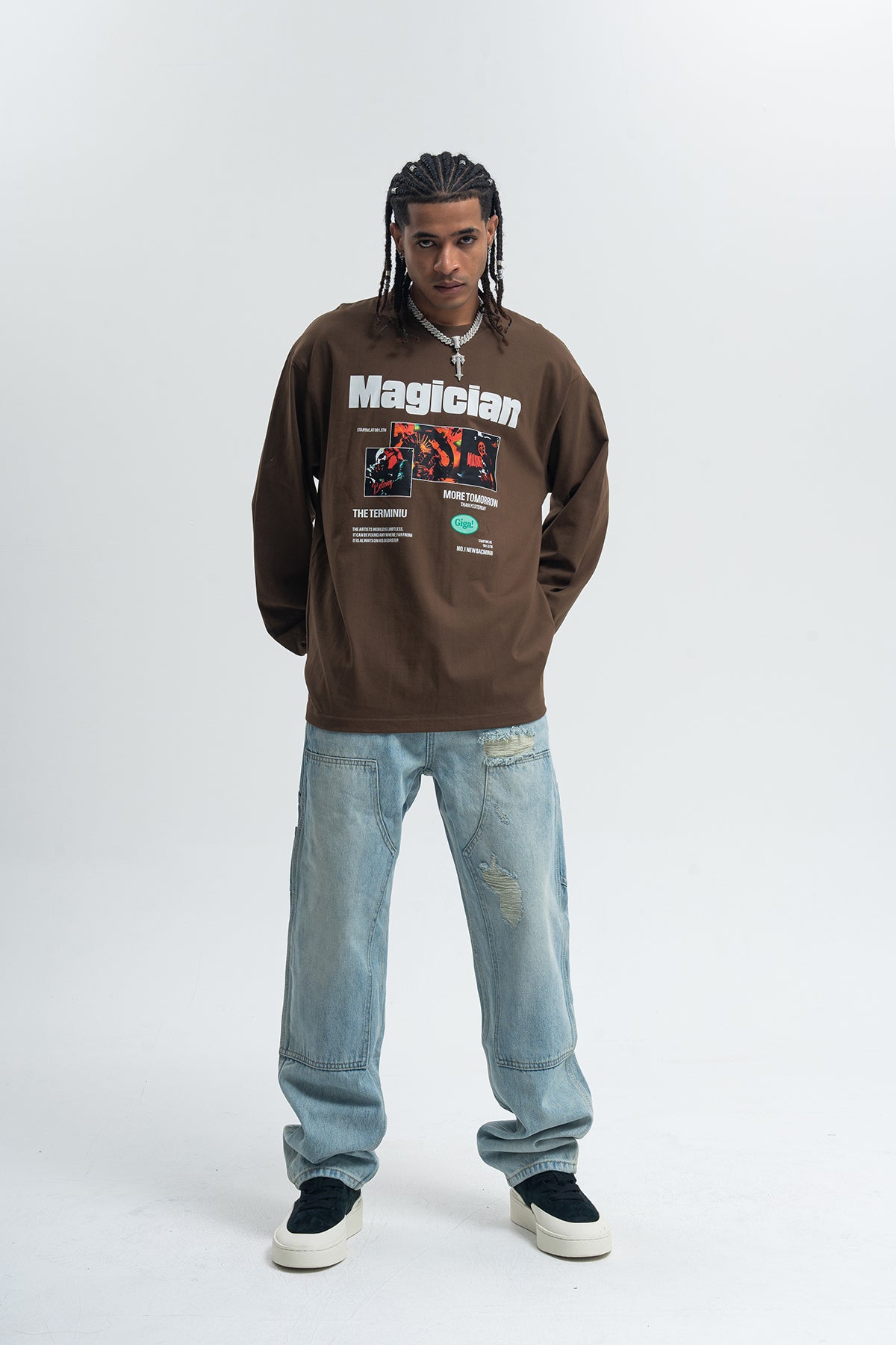 Magician slogan jumper long sleeve singer t-shirt rocker top in white