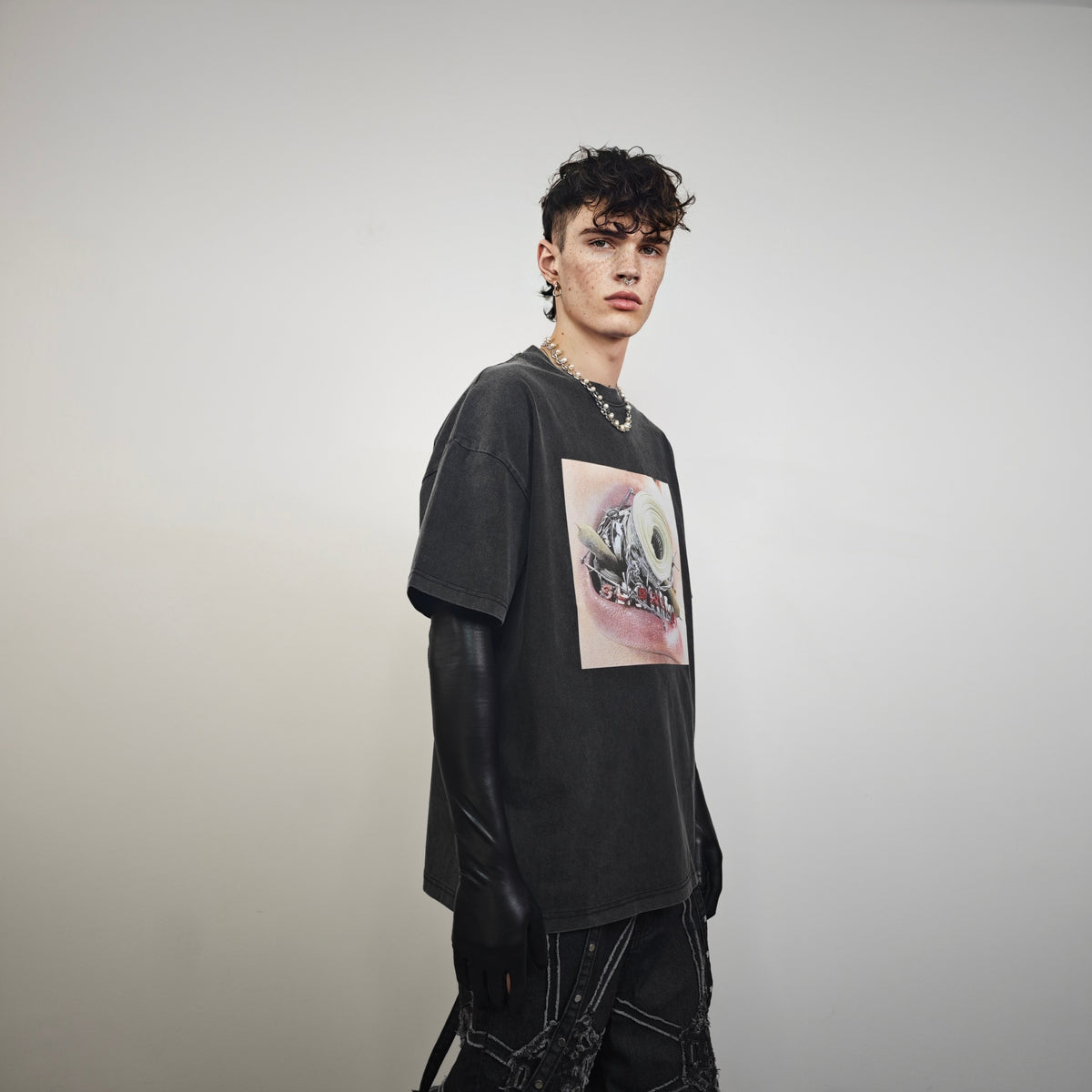 Crooked teeth t-shirt braces print tee hip-hop top acid grey