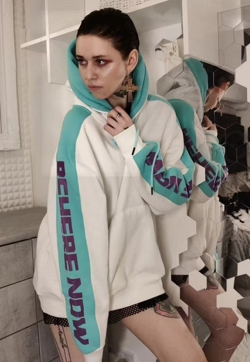 Premium fluorescent slogan hoodie contrast pullover in white