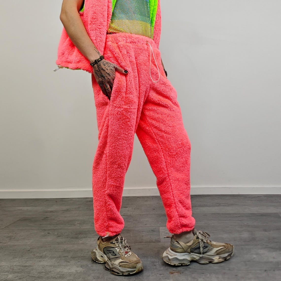 Neon pink fleece rave jacket reversible fluorescent hooded party bomber fluffy coat detachable sleeve two sided overcoat fuzzy festival set