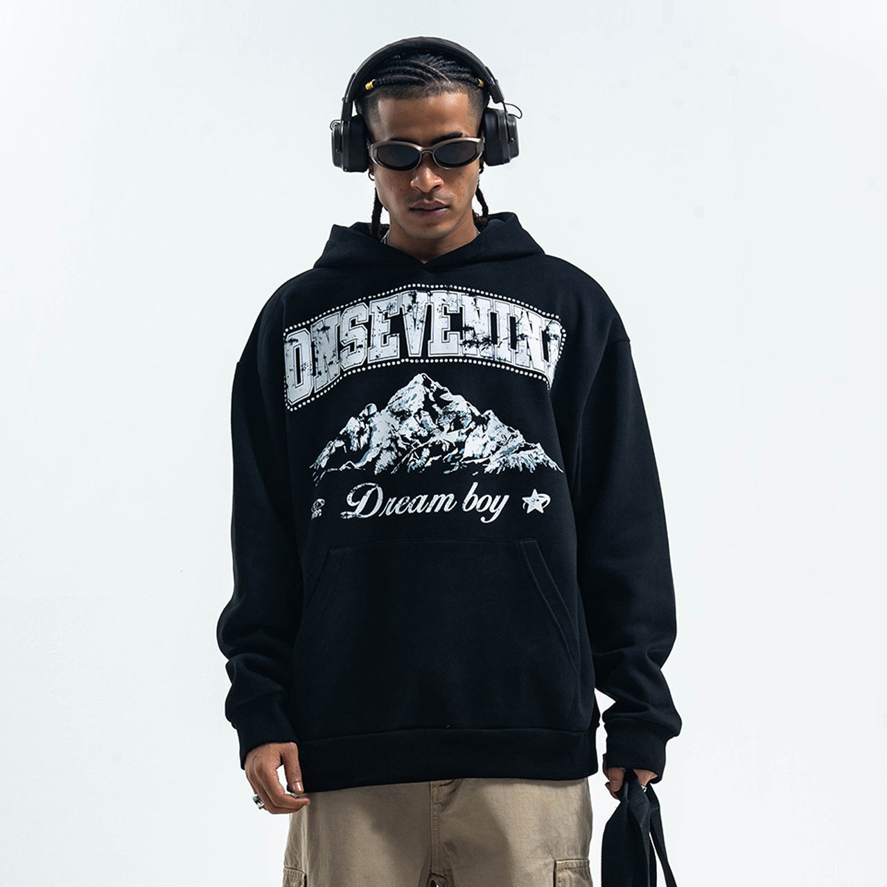 Dream boy slogan hoodie mountain print pullover retro landcape poster jumper in black