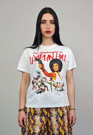 Retro movie t-shirt pistol print cropped top in white