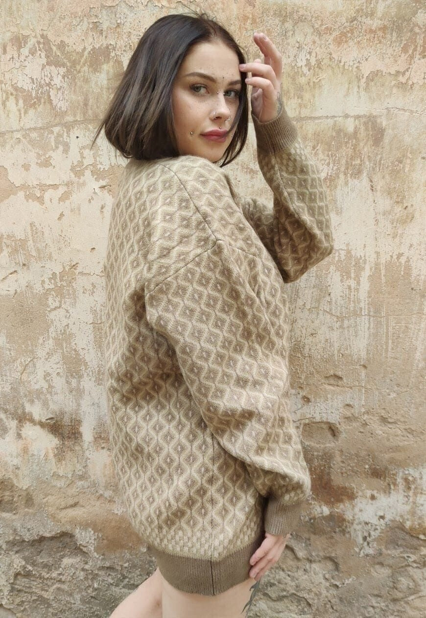 Geometric sweater 90s retro diamond jumper in dirty brown