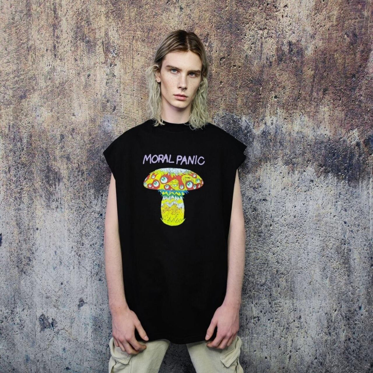 Psychedelic sleeveless t-shirt  tank top surfer vest vintage wash sample sale 3 for 2