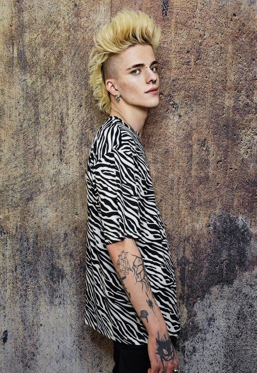 Zebra tshirt stripe print tee grunge drop shoulder top white