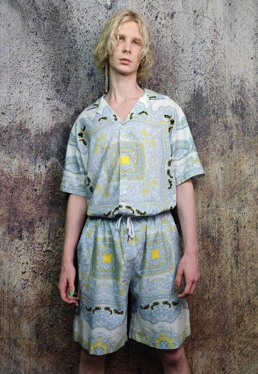 Baroque shorts paisley print crop board pants white yellow