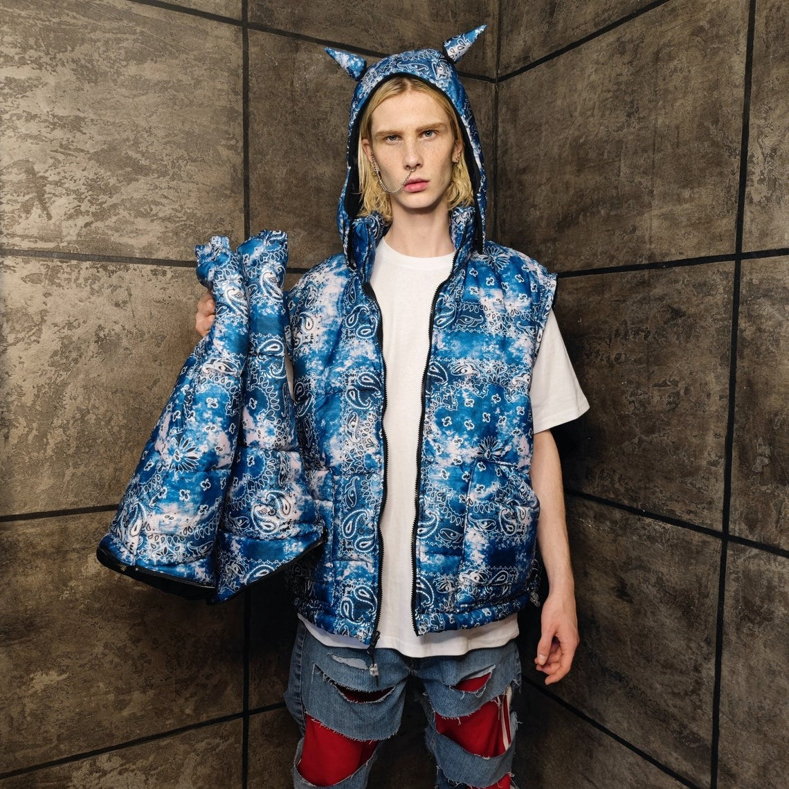 Paisley bomber handmade detachable bandanna puffer tie-dye jacket cashew print coat two sided jacket in blue