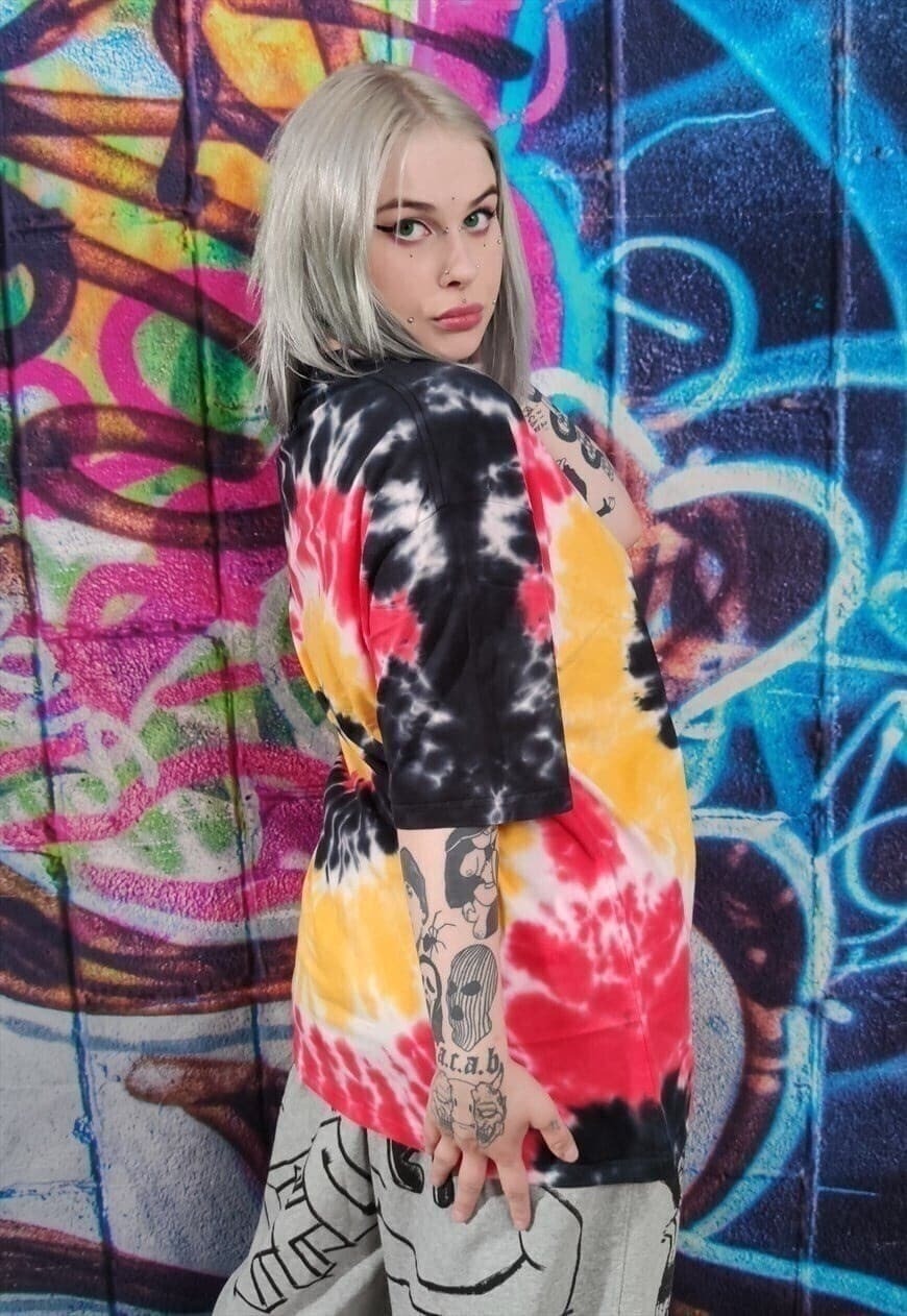Tie-dye print tee Mandala t-shirt rainbow top yellow black