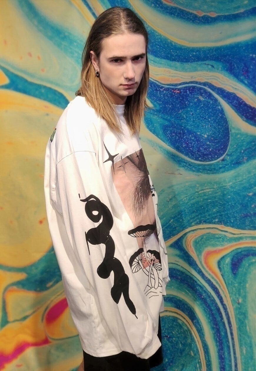 Cyber glitch sweat top graffiti jumper eye print tee white