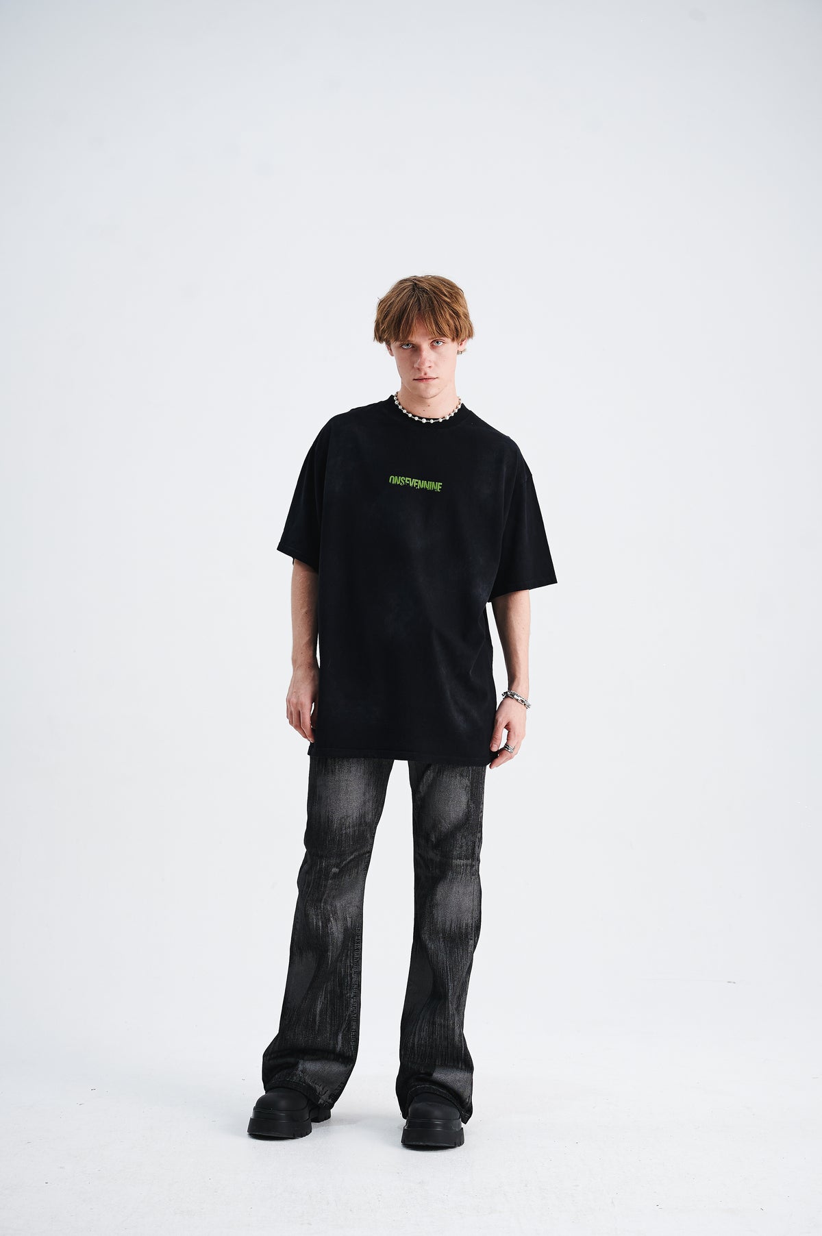 Creepy skeleton t-shirt bones cartoon top scary skull tee in black