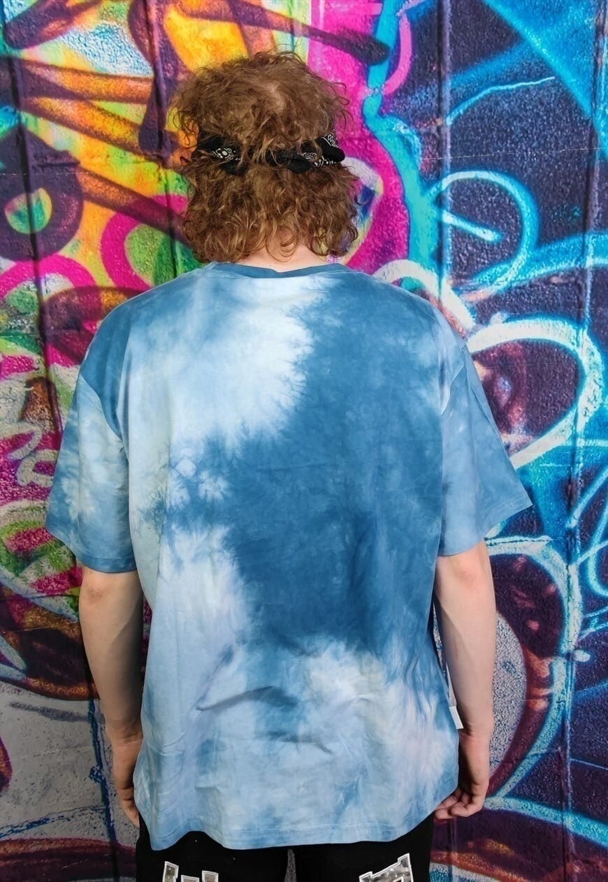 Ti-dye t-shirt Y2K heart breaker slogan tee in cloud blue