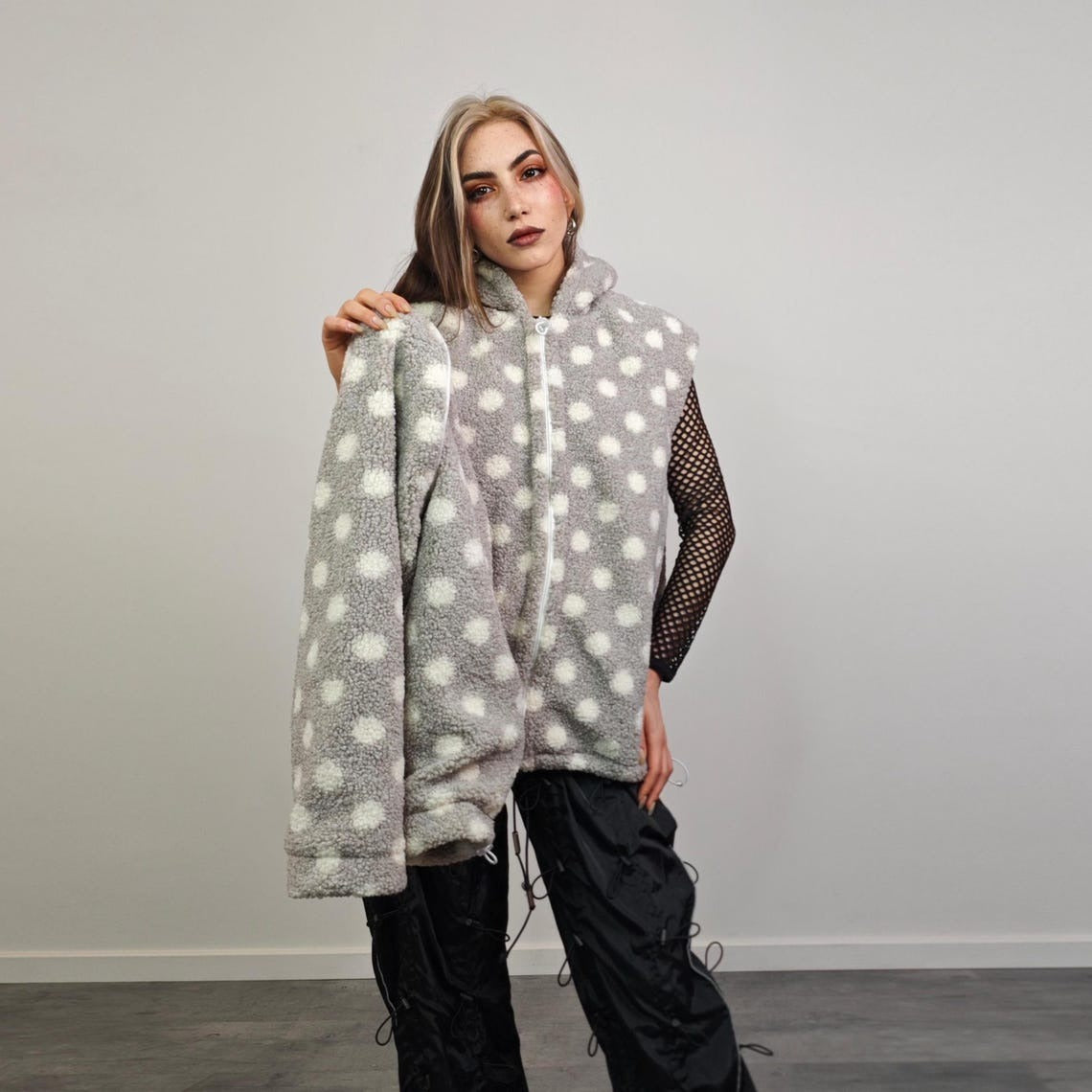 Spot pattern fleece jacket gray hooded polka dot bomber retro geometric coat detachable sleeves handmade preppy overcoat fluffy festival set