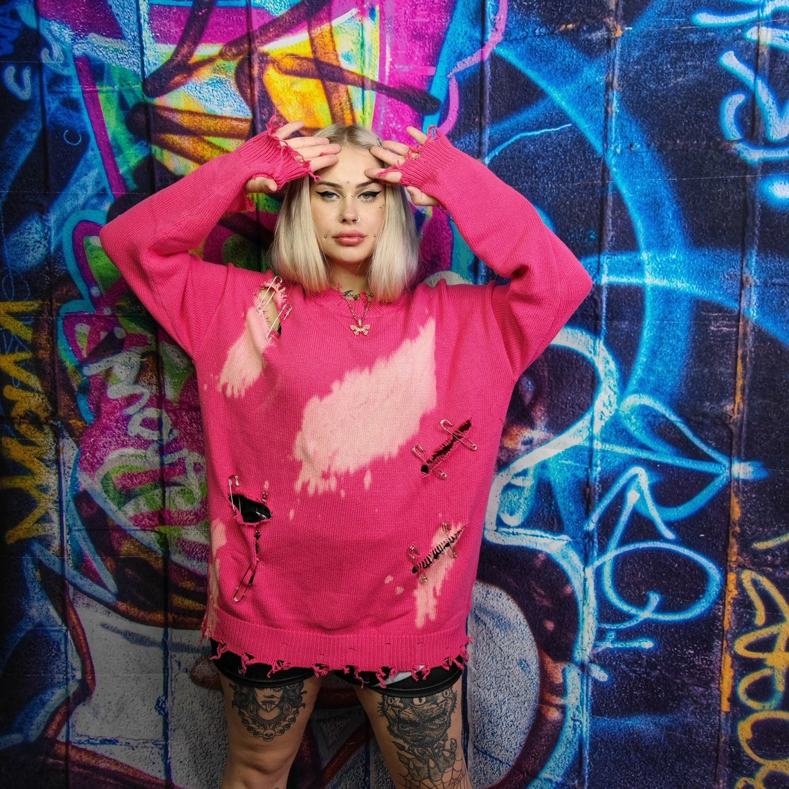 Tie-dye distressed sweater knitted ripped top paint splatter bleached jumper metal pin pullover long sleeve barbie top gradient sweater pink