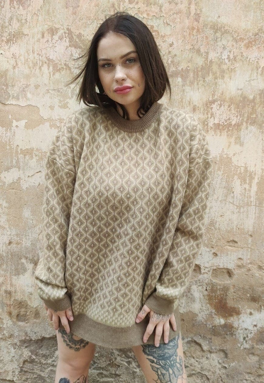 Geometric sweater 90s retro diamond jumper in dirty brown