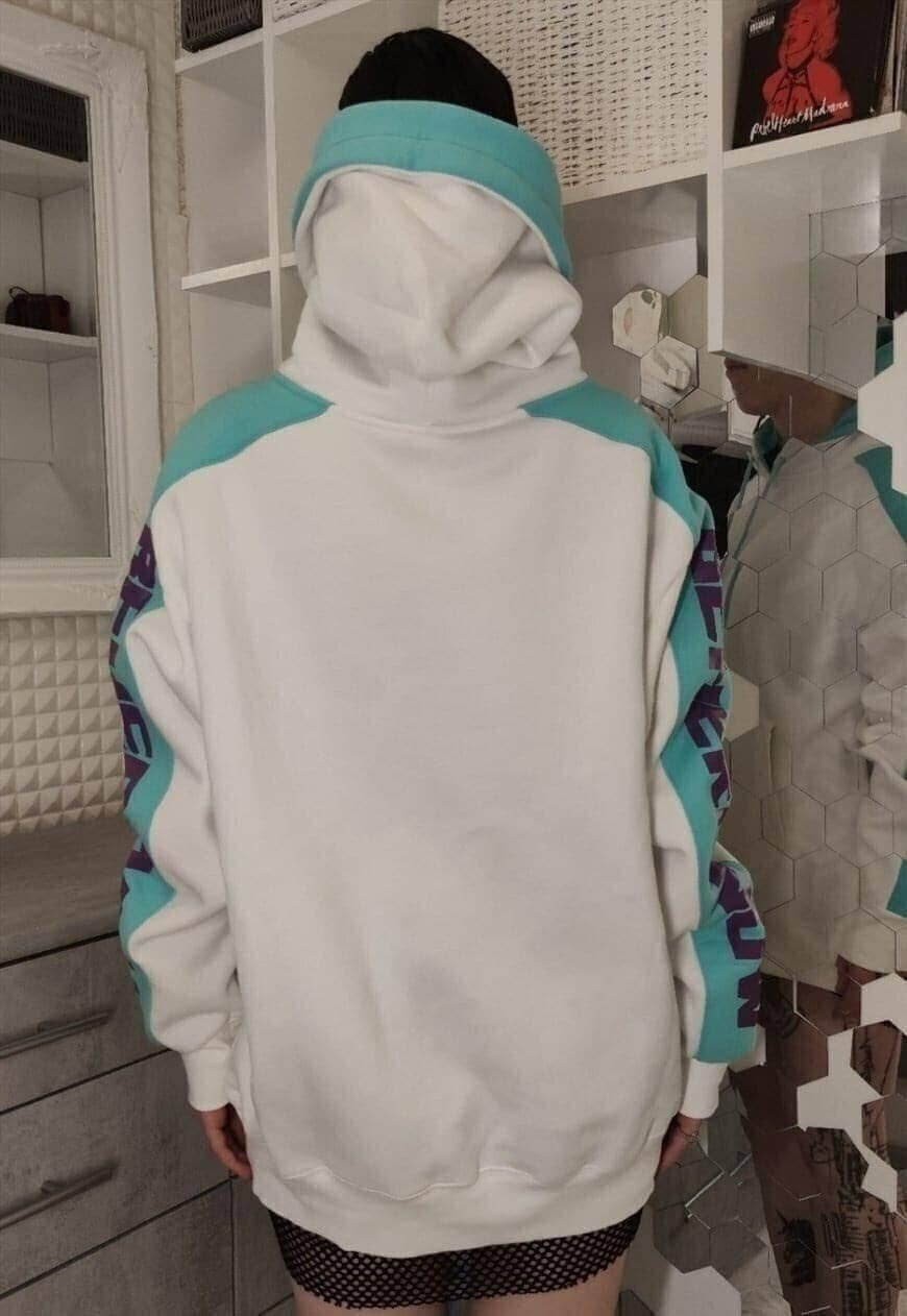 Premium fluorescent slogan hoodie contrast pullover in white