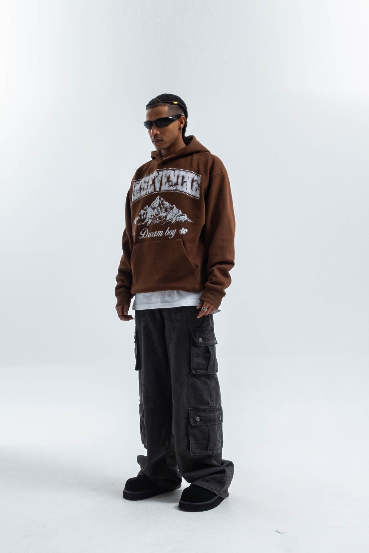 Dream boy slogan hoodie mountain print pullover retro landcape poster jumper in brown