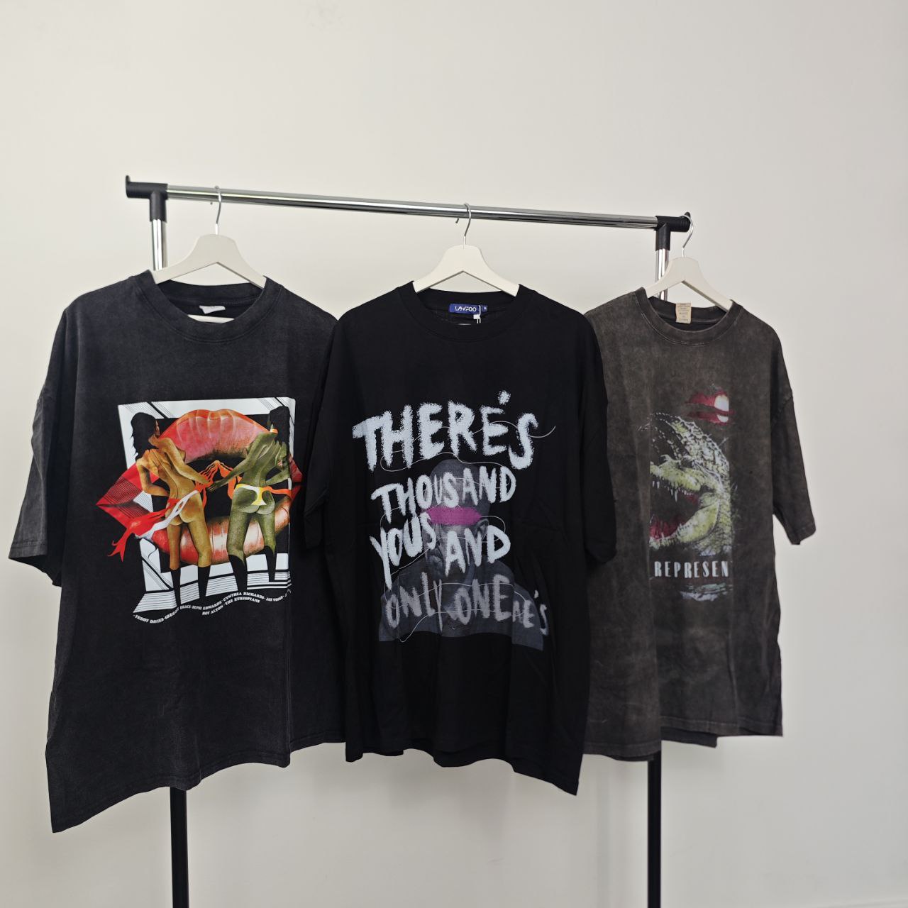 AESTHRTIC PRINT vintage wash t-shirt sample sale 3 for 2