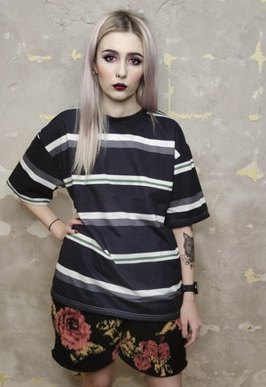 Retro stripe t-shirt thin zigzag tee in black purple