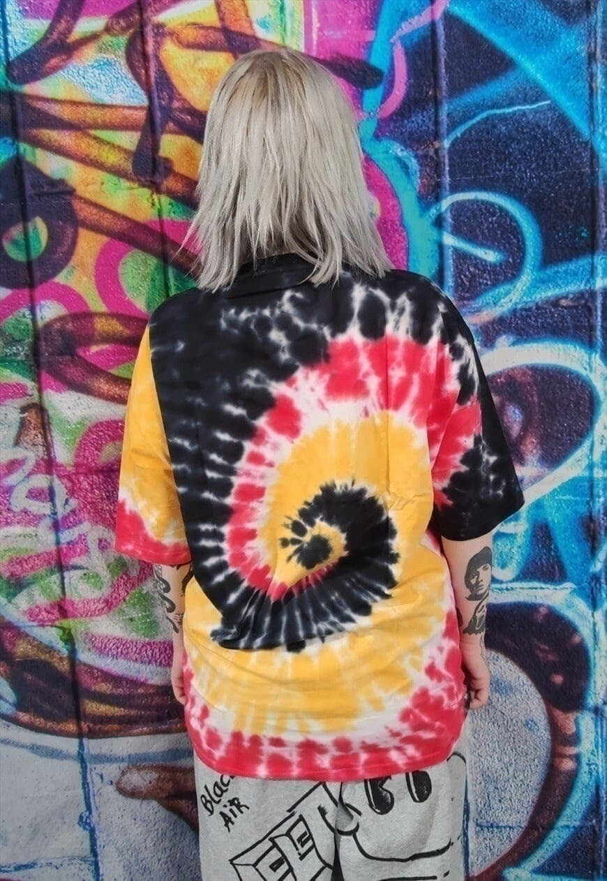 Tie-dye print tee Mandala t-shirt rainbow top yellow black