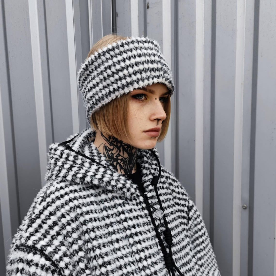 Geometric fleece jacket hooded fluffy bomber luxury striped coat detachable sleeves handmade removable sleeves overcoat fuzzy festival set