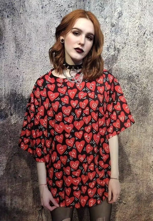 Heart print t-shirt handmade edgy love emoji tee in red