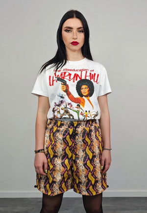 Retro movie t-shirt pistol print cropped top in white