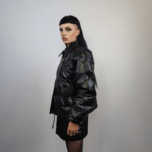 Charger l&#39;image dans la galerie, Faux leather bomber jacket utility punk bomber gorpcore coat going out PU puffer varsity fancy dress coat catwalk jacket in black