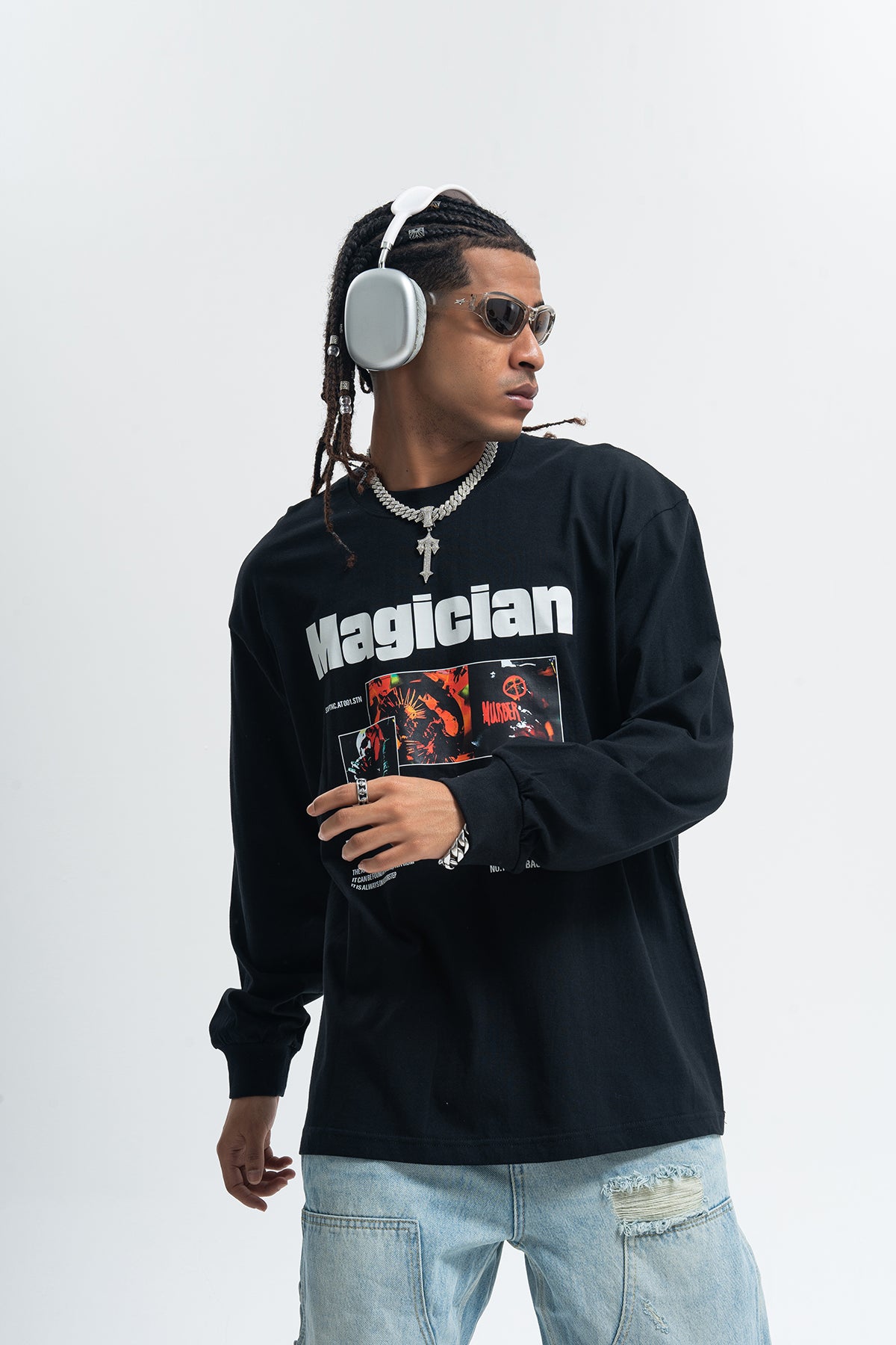 Magician slogan jumper long sleeve singer t-shirt rocker top in white