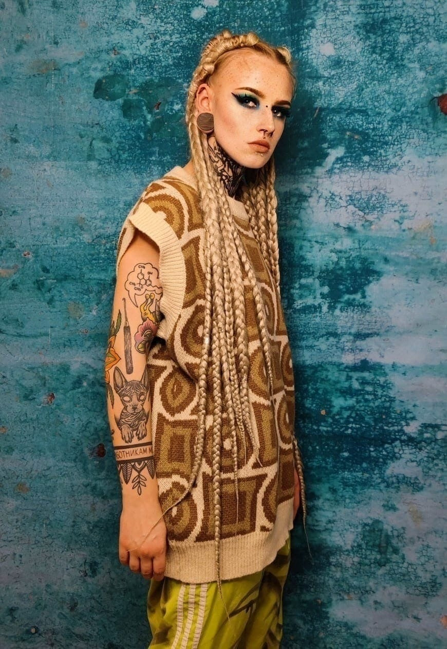 Geometric print sleeveless sweater preppy cardigan in brown