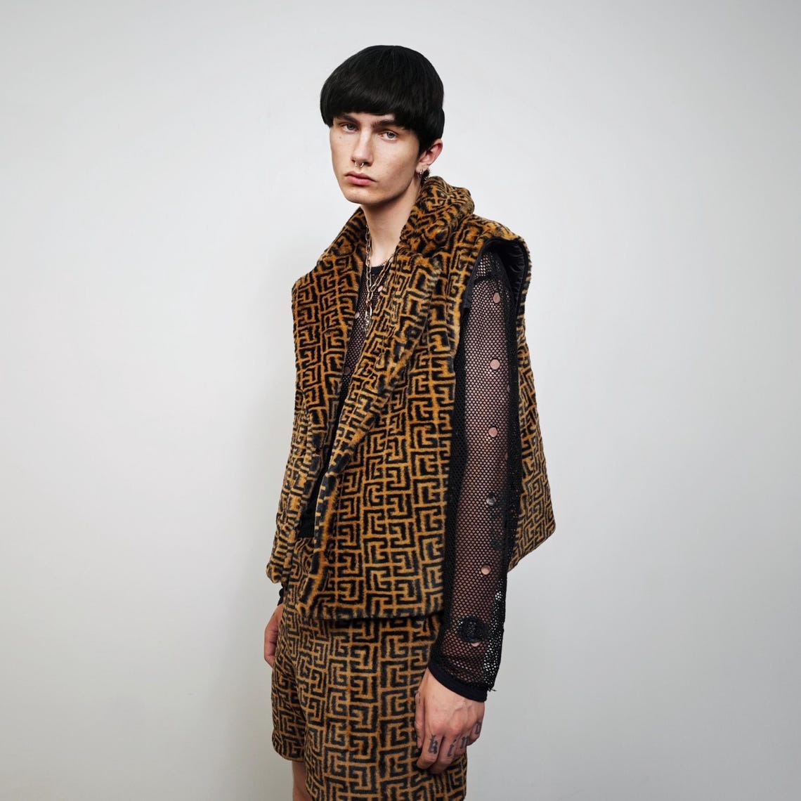 Arabic pattern short coat brown black fleece trench geometric print jacket detachable sleeves handmade zigzag party overcoat festival set