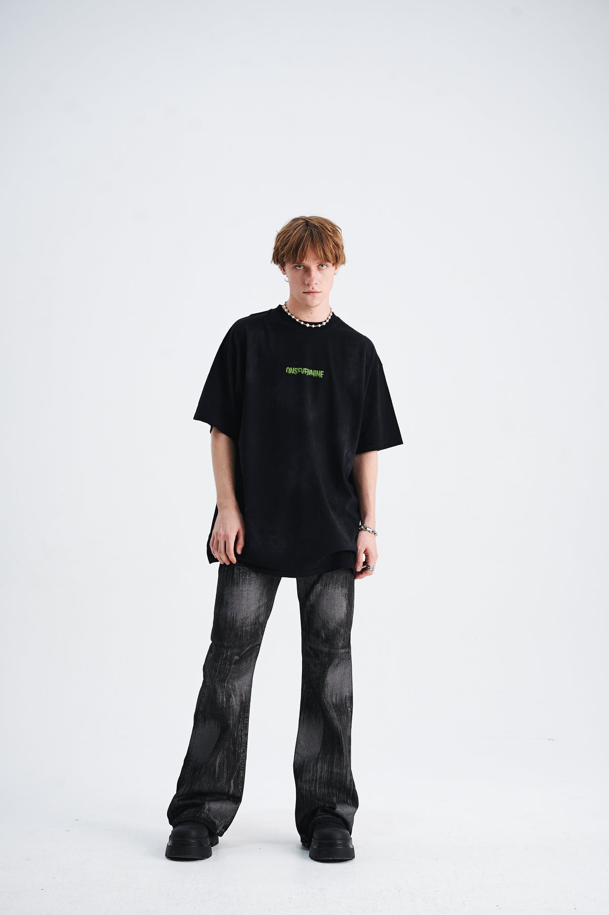 Creepy skeleton t-shirt bones cartoon top scary skull tee in black