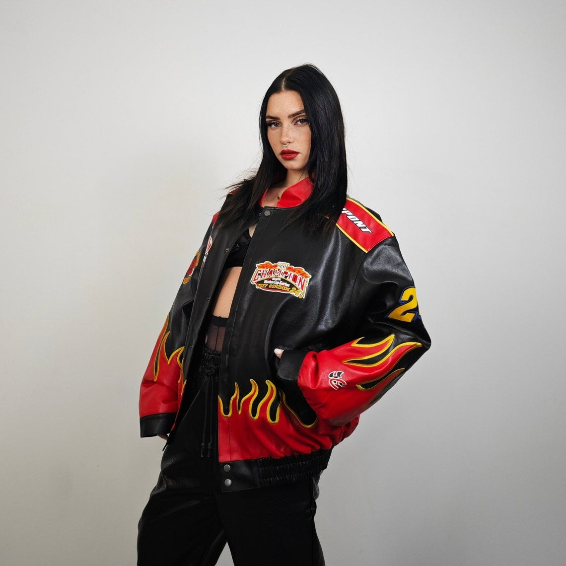 Chicago bulls basketball jacket vintage pattern patchwork denim varsity retro baseball bomber contrast stitching sports coat in black red