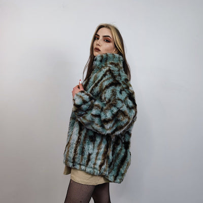 Tie-dye faux fur jacket striped coat grunge fleece imitation bomber short fluffy coat festival overcoat gorpcore sports peacoat green brown