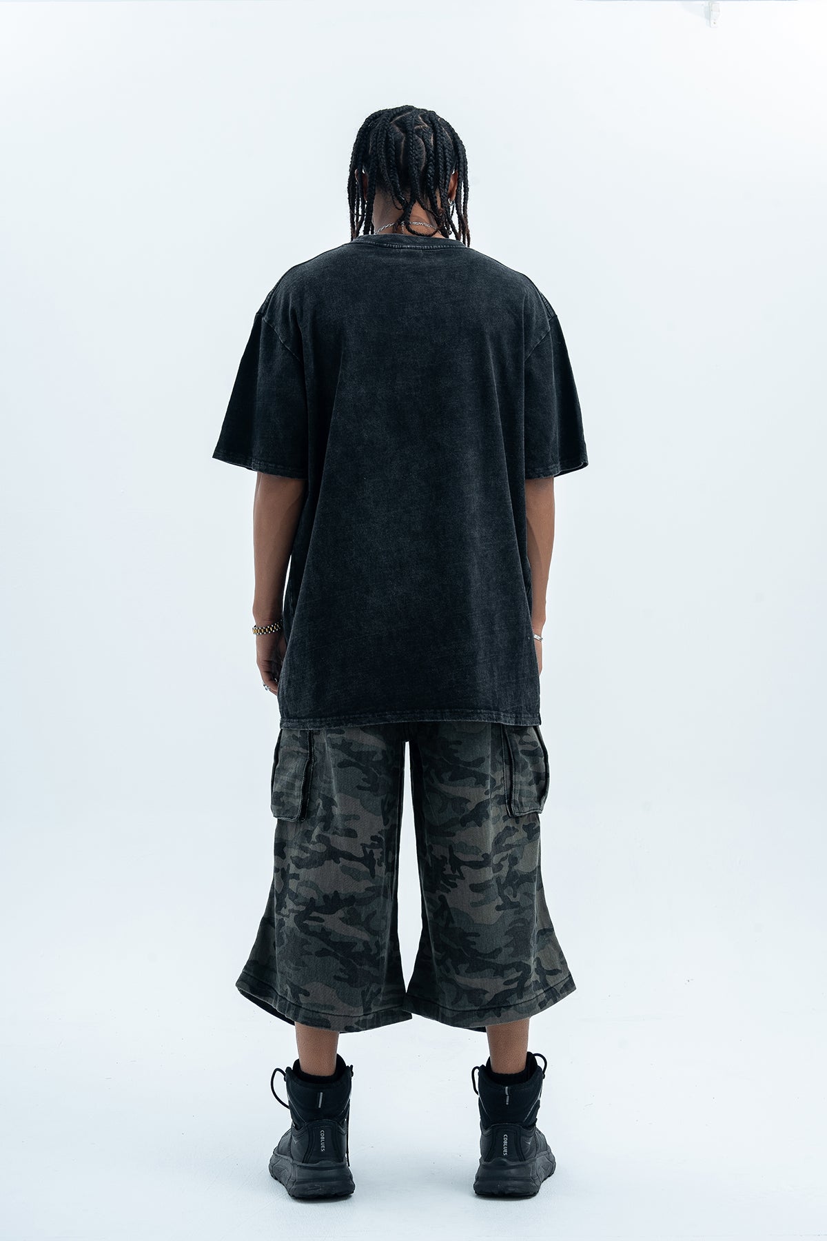 Skull graffiti t-shirt bones print top retro skeleton tee in black