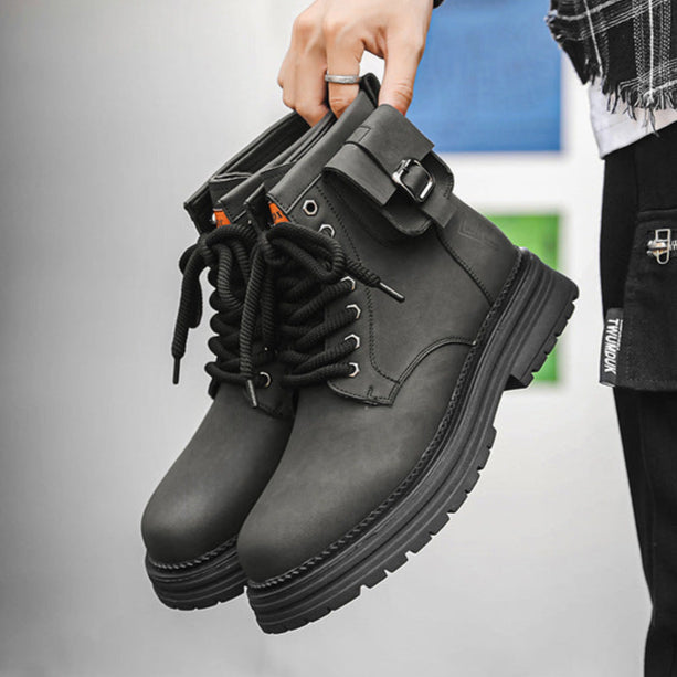 Grunge work boots grey wallet attachment catwalk hiking shoe mountain trainers