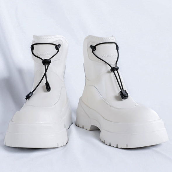 Edgy snow boots black mountain trainers grunge retro skiing shoes