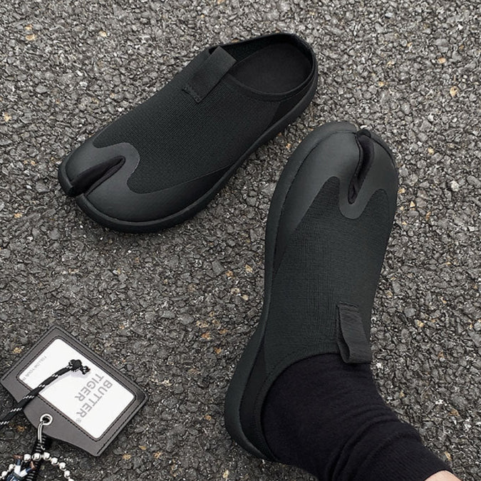 Slip on Tabi shoes cream split toe casual trainers camel toe sneakers trendy loafers