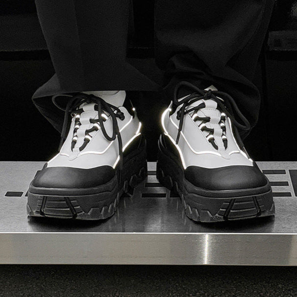 Reflective platform sneakers black hiking style shoes mountain boots grunge retro skiing fashion catwalk trainers