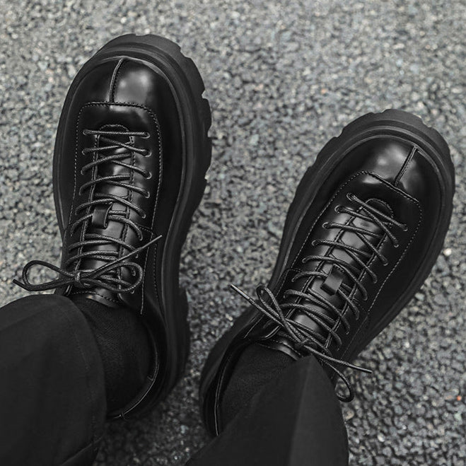 Chunky sole retro sneakers black 90s style grunge platform trainers old school rave shoes