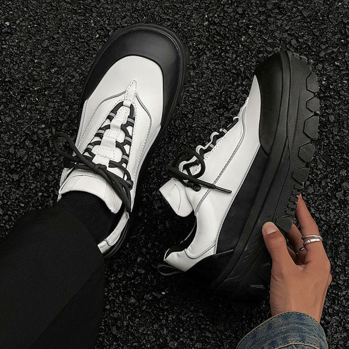 Reflective platform sneakers black hiking style shoes mountain boots grunge retro skiing fashion catwalk trainers