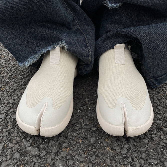 Slip on Tabi shoes cream split toe casual trainers camel toe sneakers trendy loafers