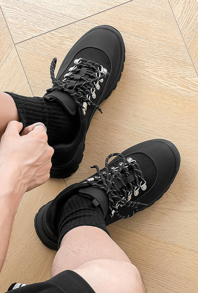 Hiking style boots white black mountain climbing grunge retro skiing fashion shoes