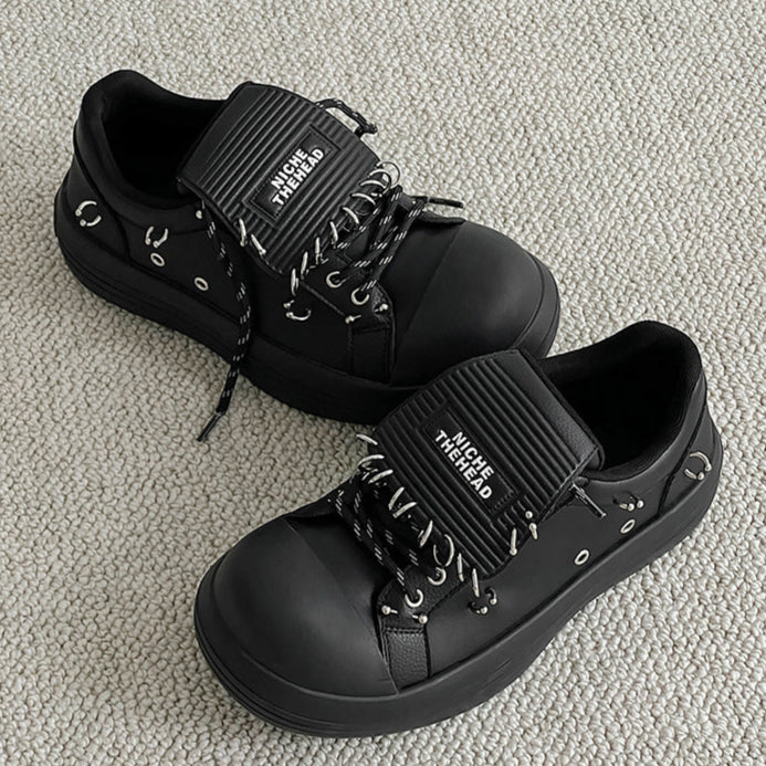 Chunky sole studded sneakers black 90s style grunge platform trainers old school punk shoes