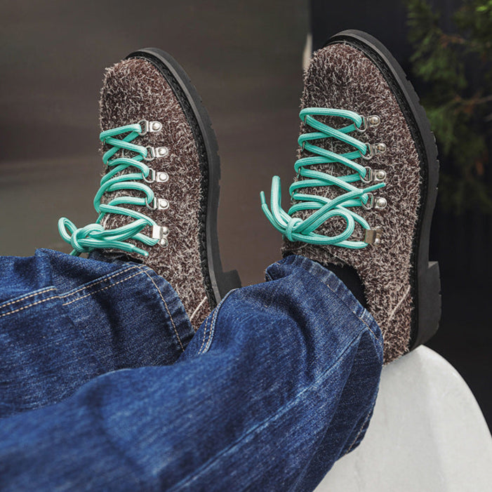 Hiking style shoes brown flat sole round toe suede feel boat sneakers grunge retro casual mountain trainers