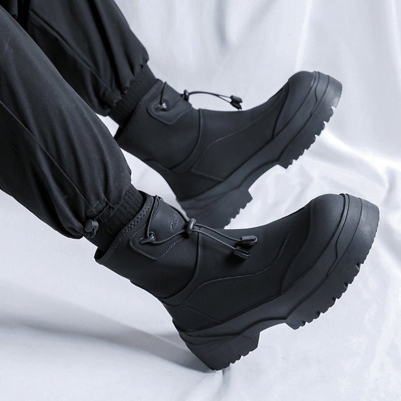 Edgy snow boots black mountain trainers grunge retro skiing shoes