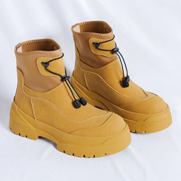 Edgy snow boots black mountain trainers grunge retro skiing shoes